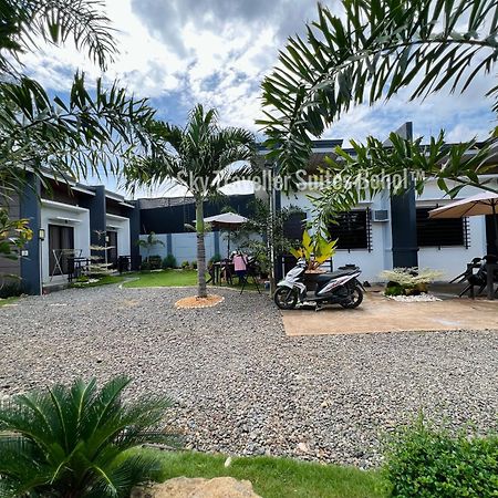 Sky Traveller Suites Panglao-stad Buitenkant foto