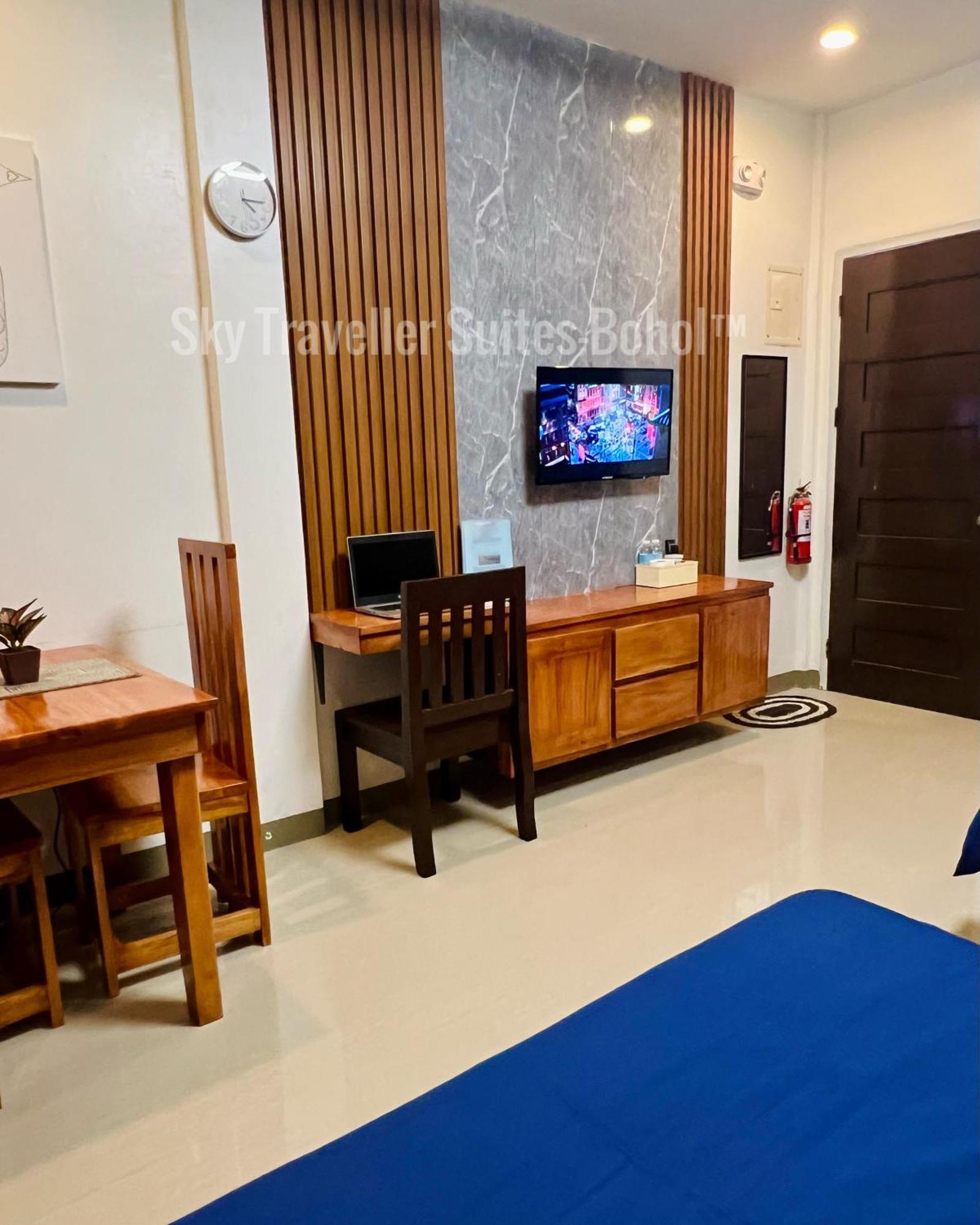 Sky Traveller Suites Panglao-stad Buitenkant foto