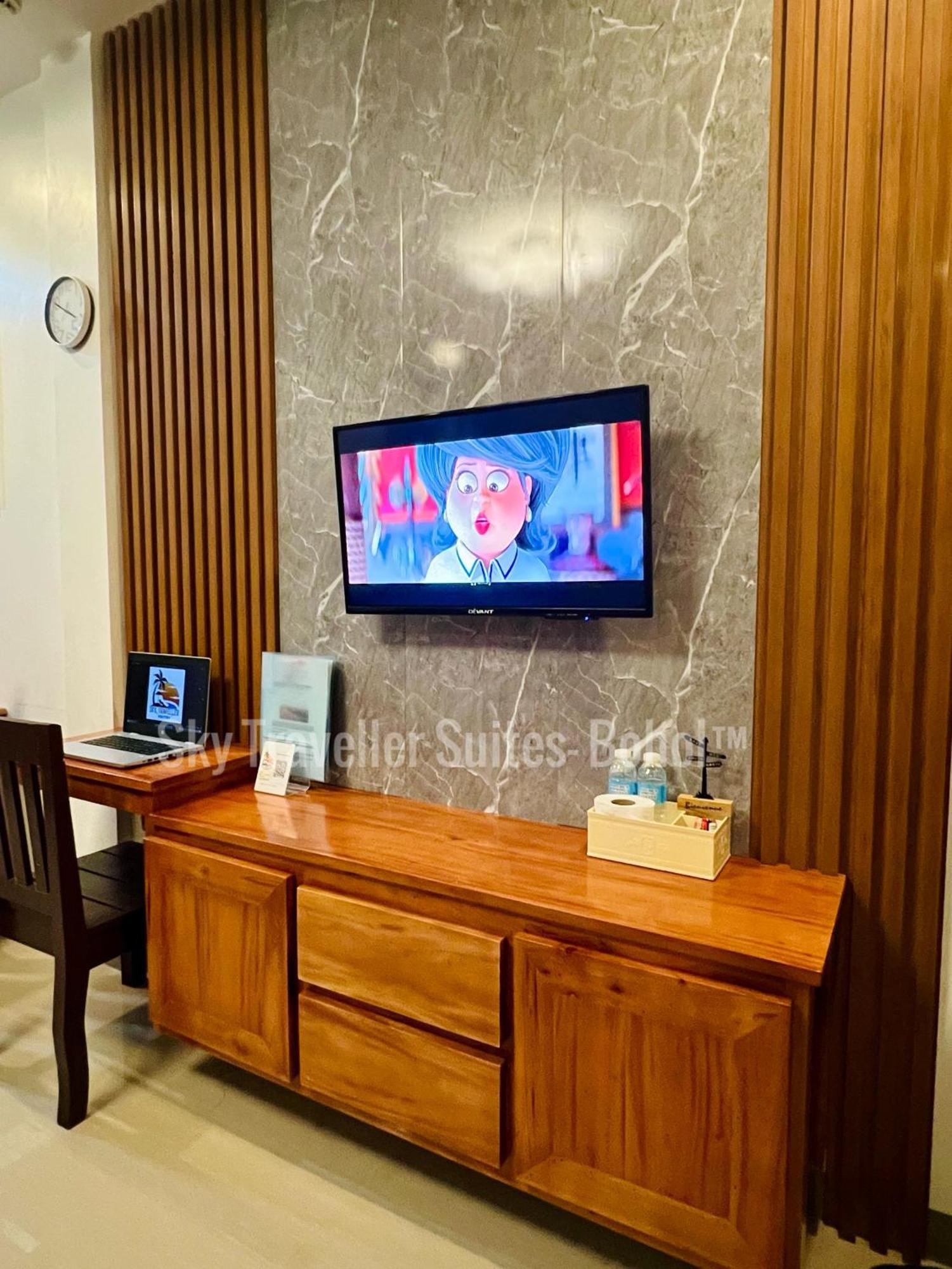 Sky Traveller Suites Panglao-stad Buitenkant foto