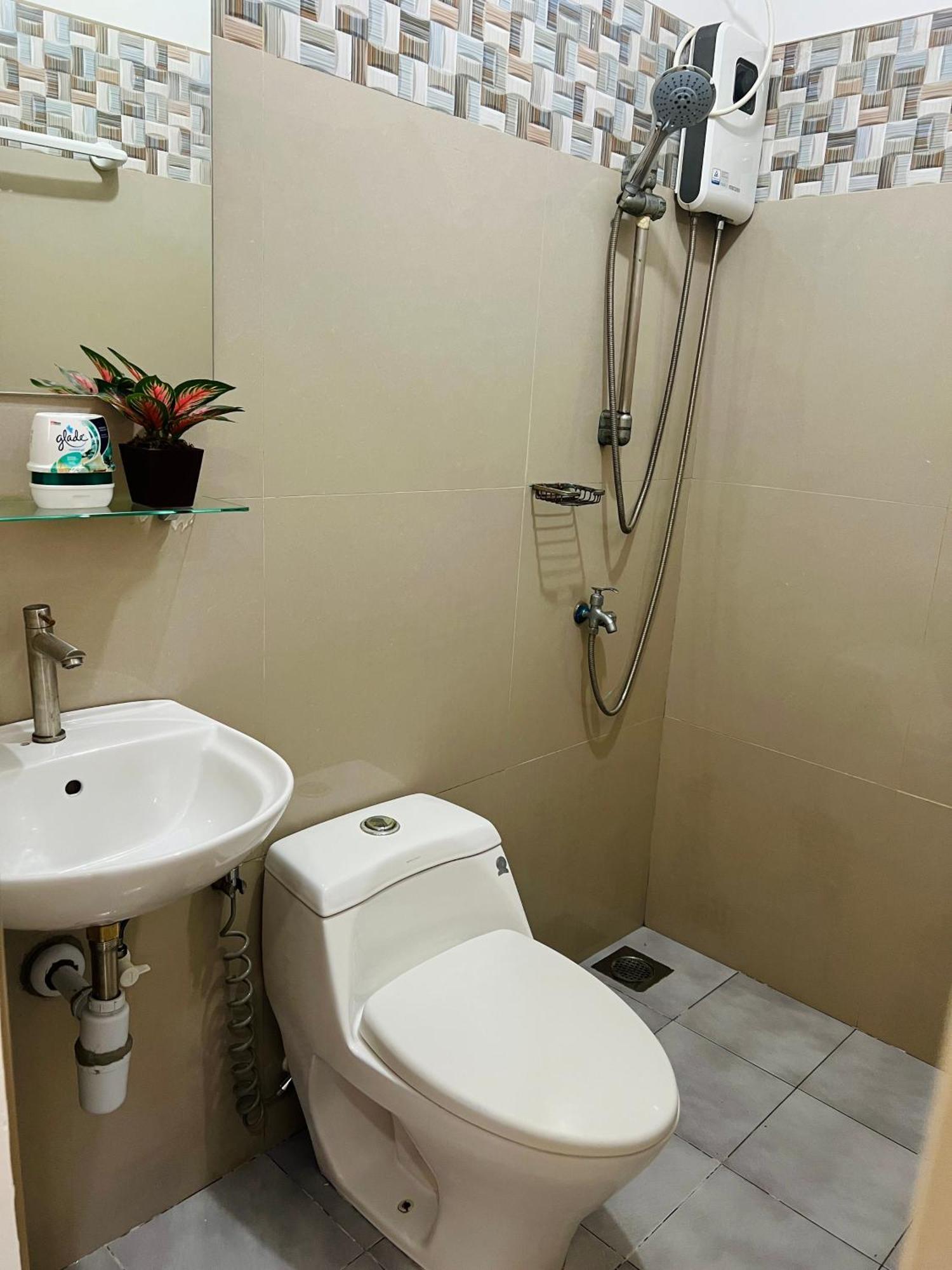 Sky Traveller Suites Panglao-stad Buitenkant foto